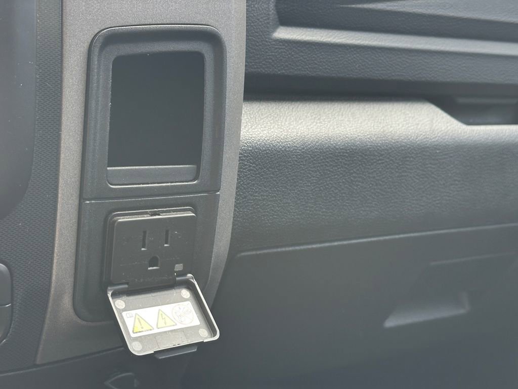 Used 2018 RAM 2500 Power Wagon w/ Leather & Luxury Group image 19