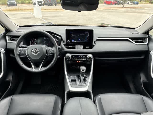 Used 2023 Toyota RAV4 XLE Premium FWD image 16