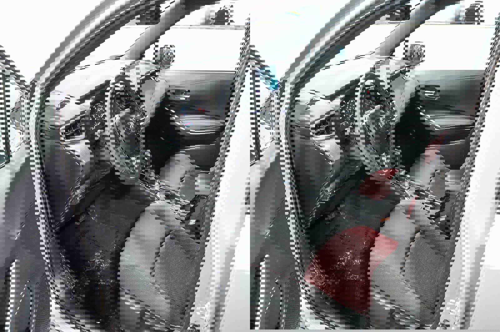 Certified 2024 Toyota Corolla SE FWD image 17