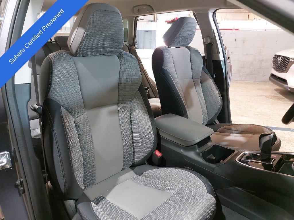 Used 2025 Subaru Outback Premium AWD/4WD image 10