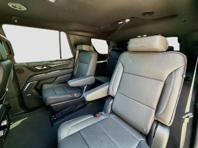 Used 2024 GMC Yukon Denali AWD/4WD image 23