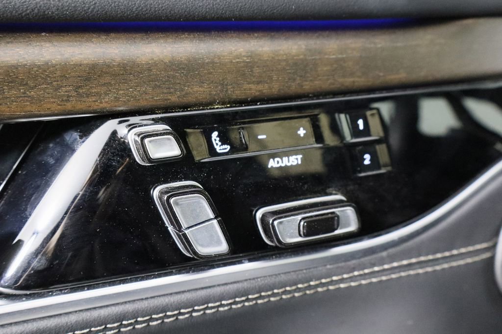 Used 2023 Jeep Grand Wagoneer Series II w/ Premium Group II image 23