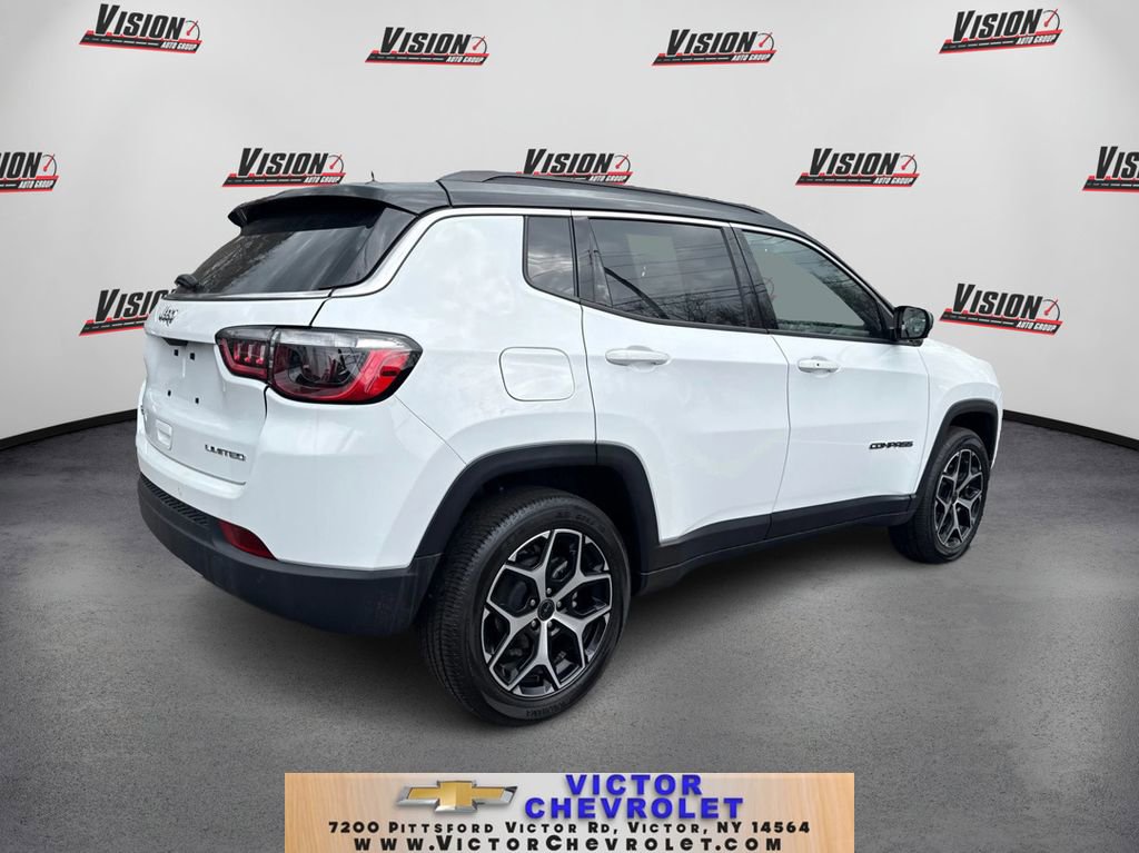 Used 2025 Jeep Compass Limited image 5