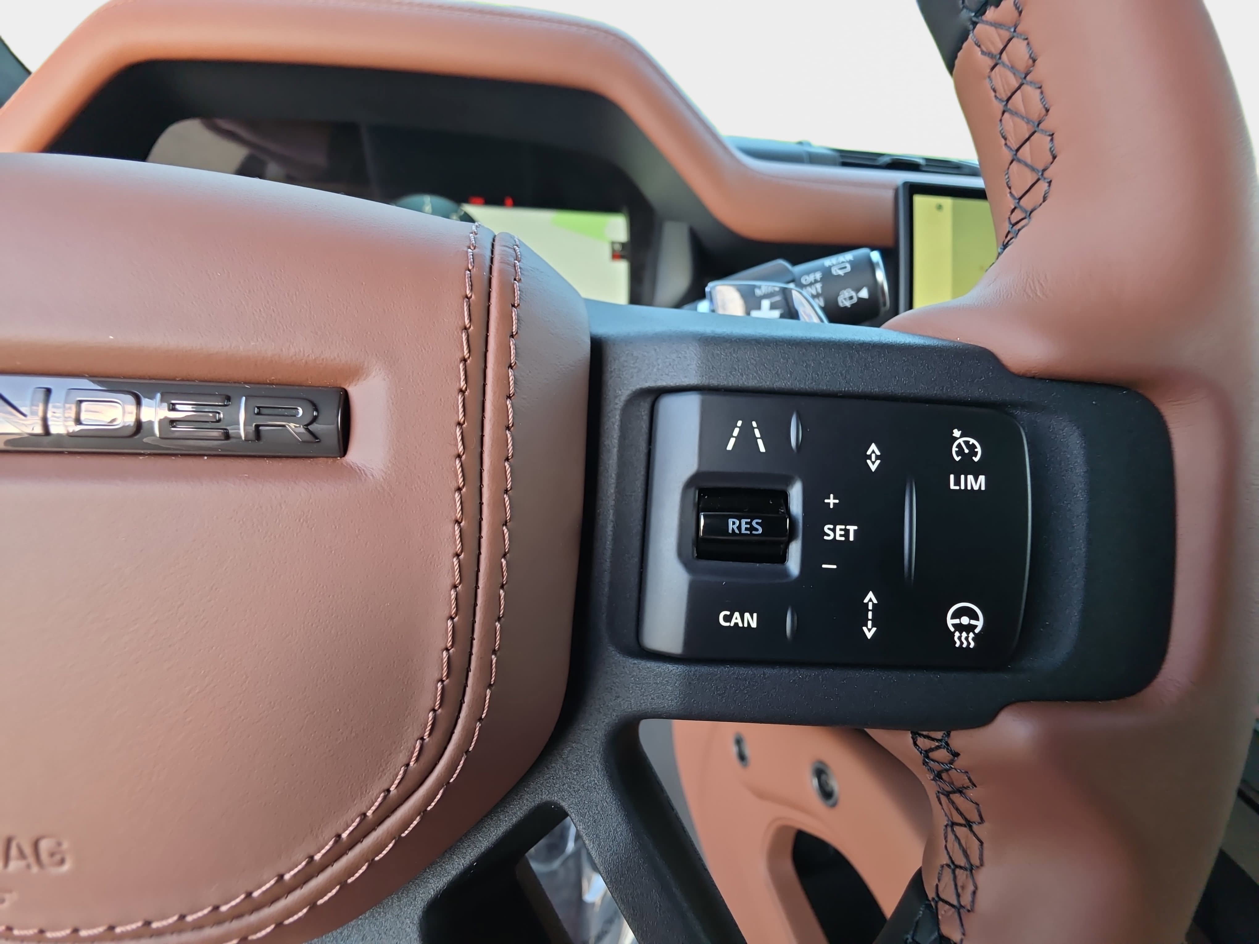 New 2026 Land Rover Defender 110 OCTA AWD/4WD image 17