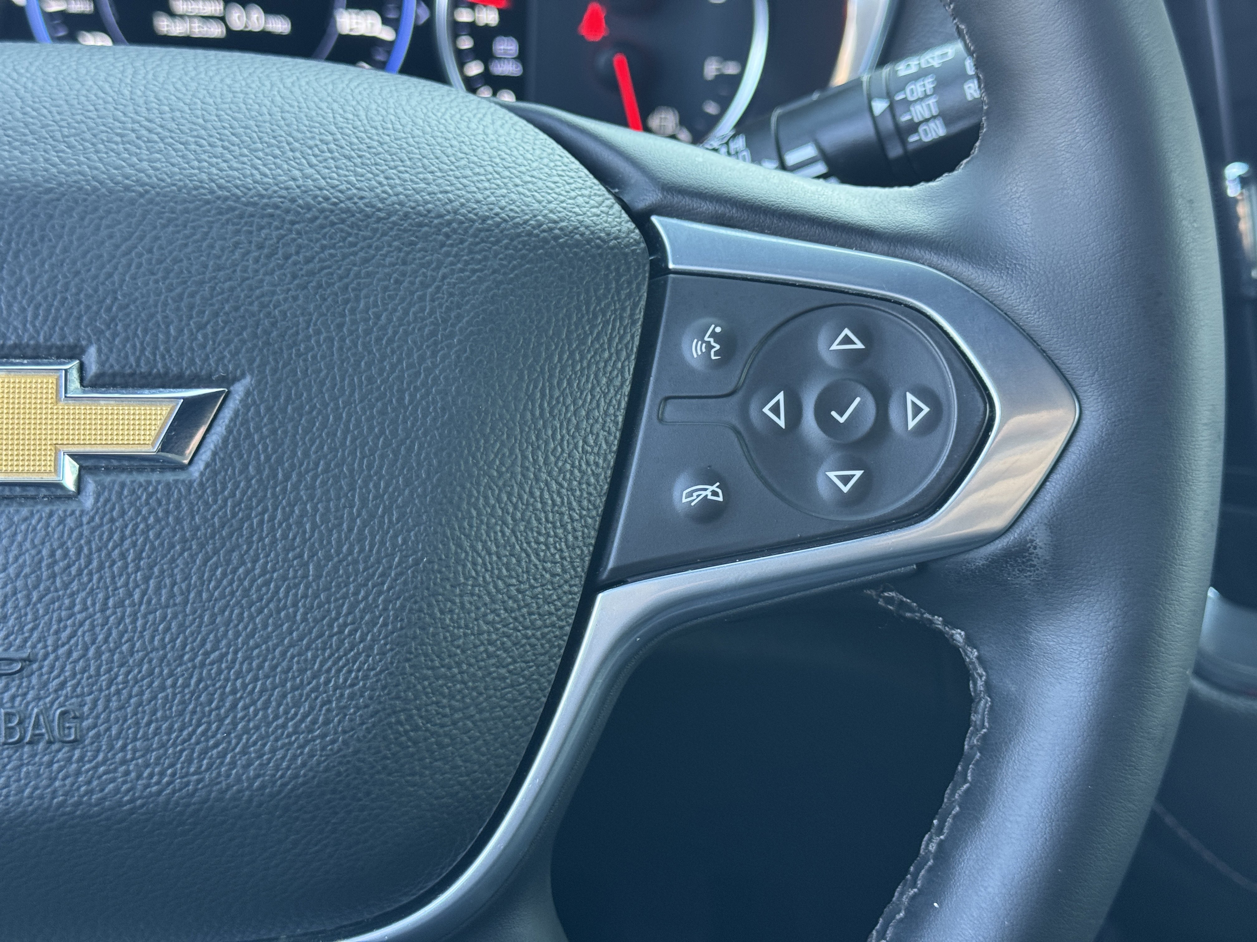 Certified 2023 Chevrolet Traverse Premier w/ LPO, Floor Liner Package image 35