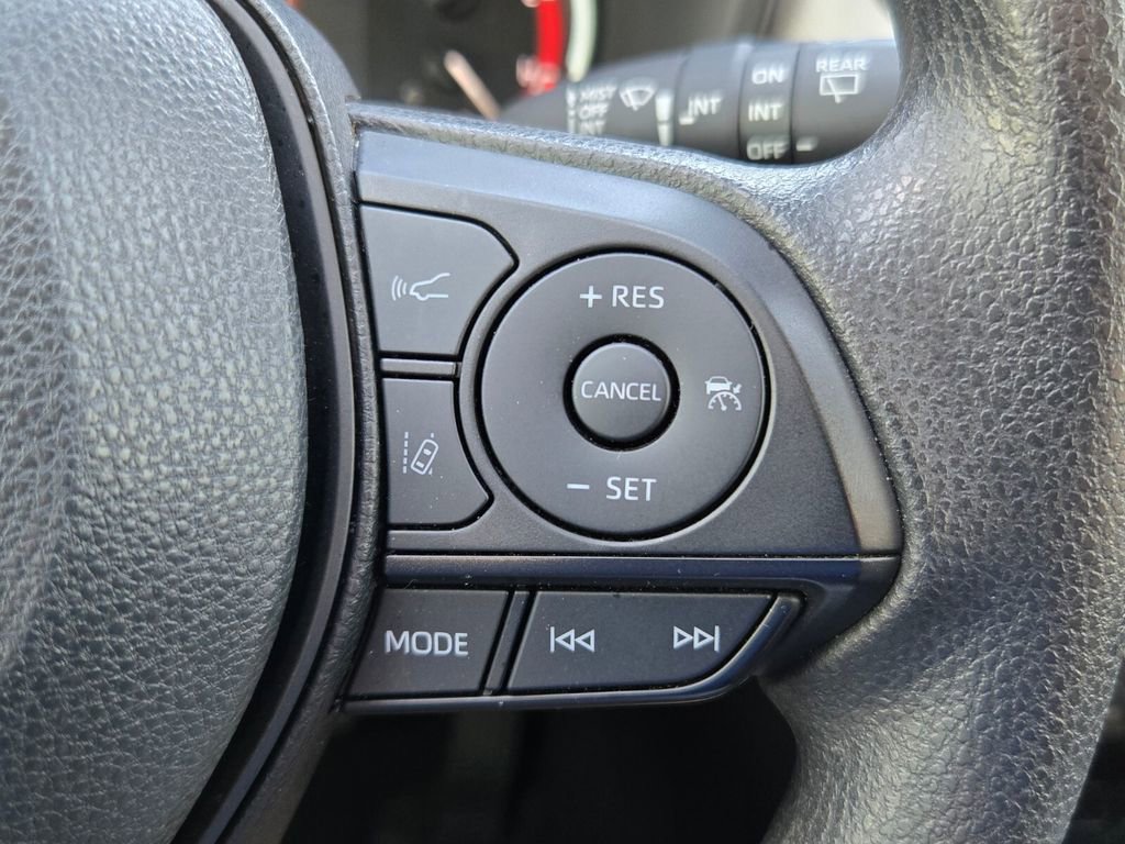 Used 2024 Toyota RAV4 XLE w/ Convenience Package image 23