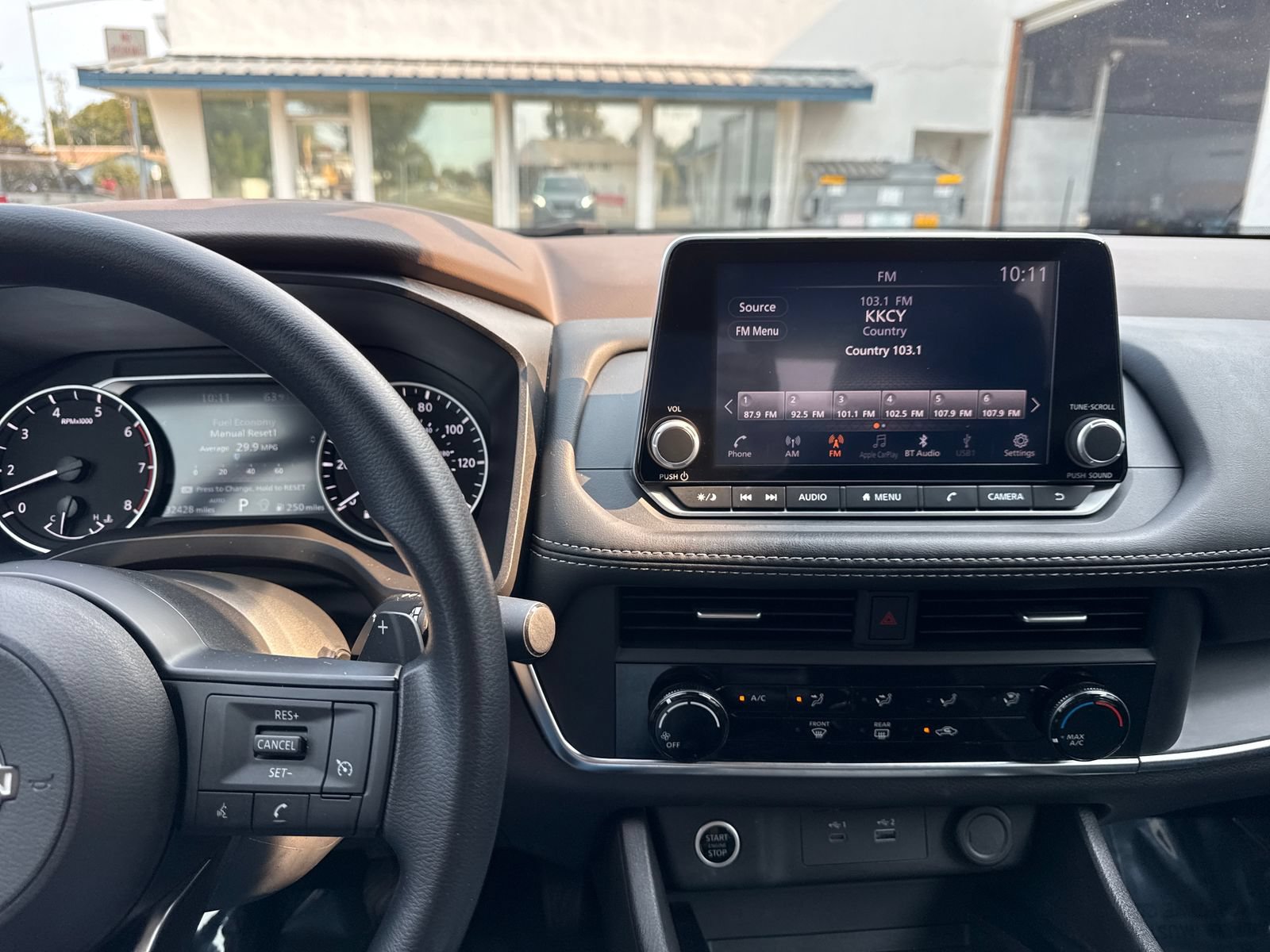 Used 2023 Nissan Rogue S AWD/4WD image 17