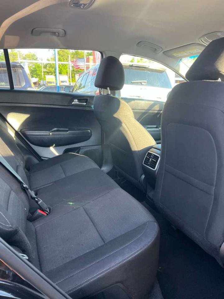 Used 2021 Kia Sportage LX w/ LX AWD Popular Package image 19