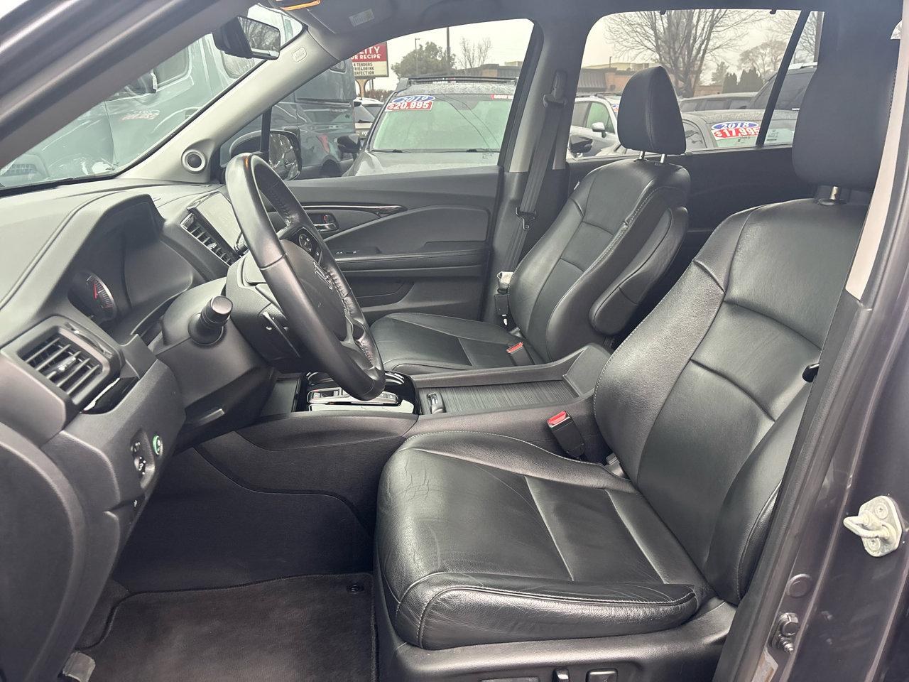 Used 2019 Honda Pilot Touring image 10