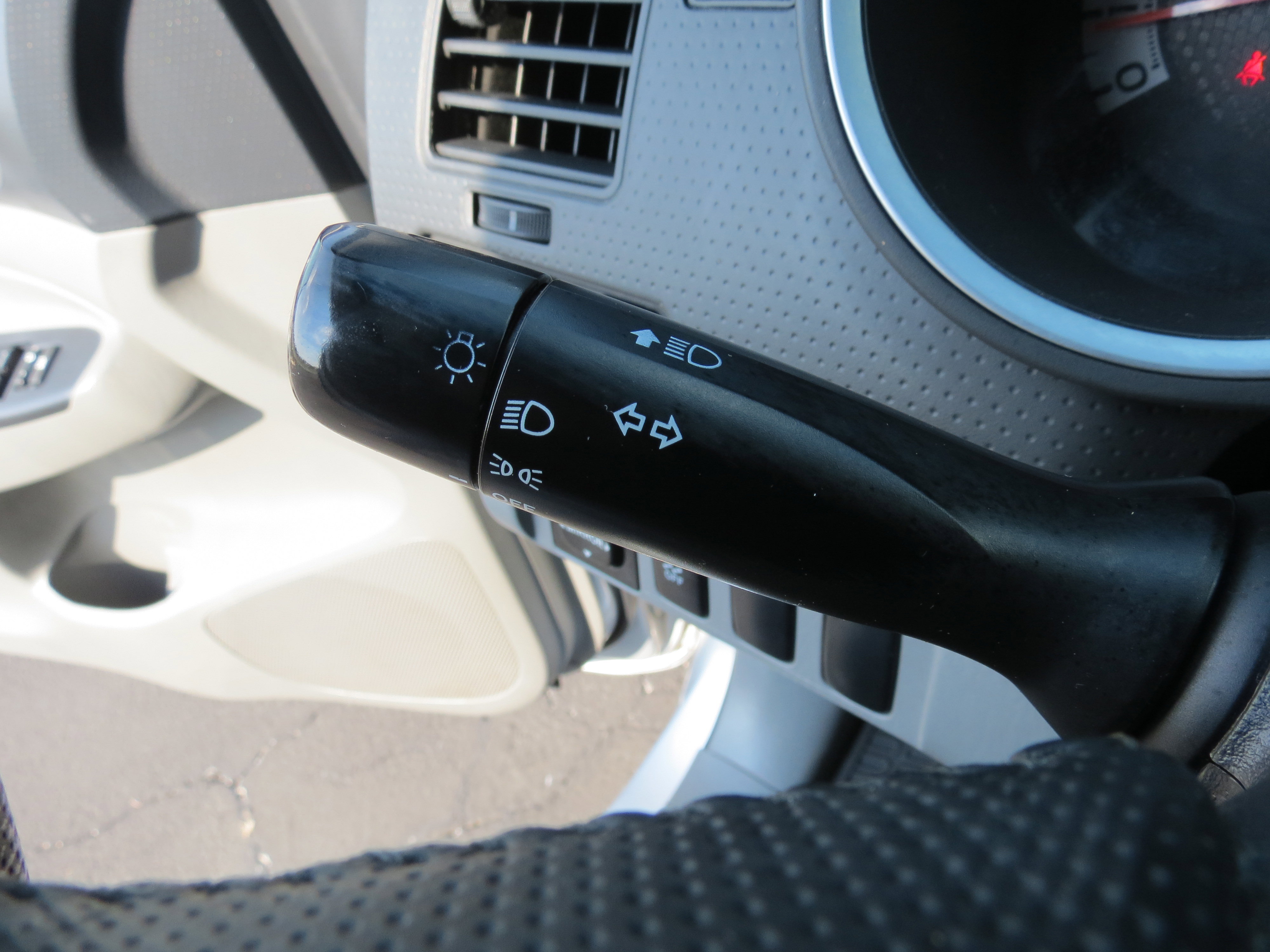 Used 2012 Toyota Tacoma PreRunner w/ TRD Off-Road Pkg RWD image 15