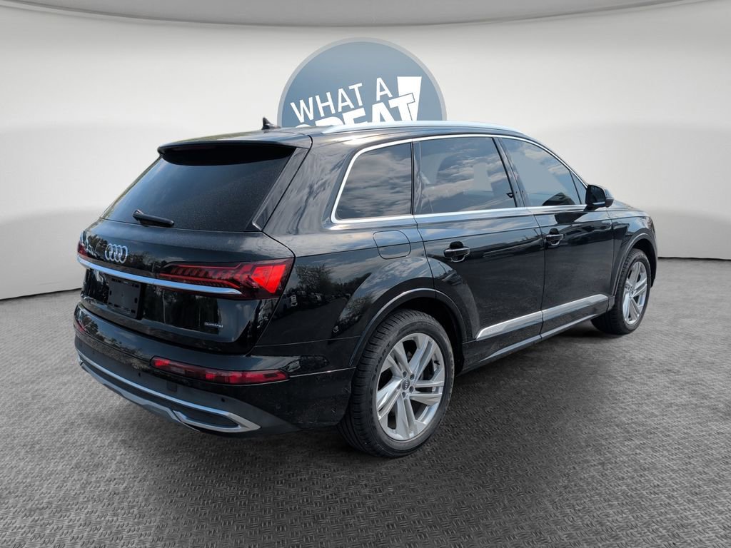 Used 2020 Audi Q7 3.0T Premium Plus image 3