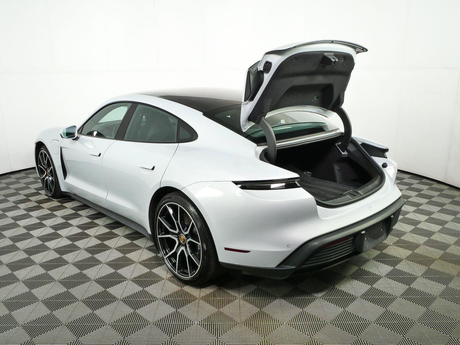 Certified 2023 Porsche Taycan RWD image 30