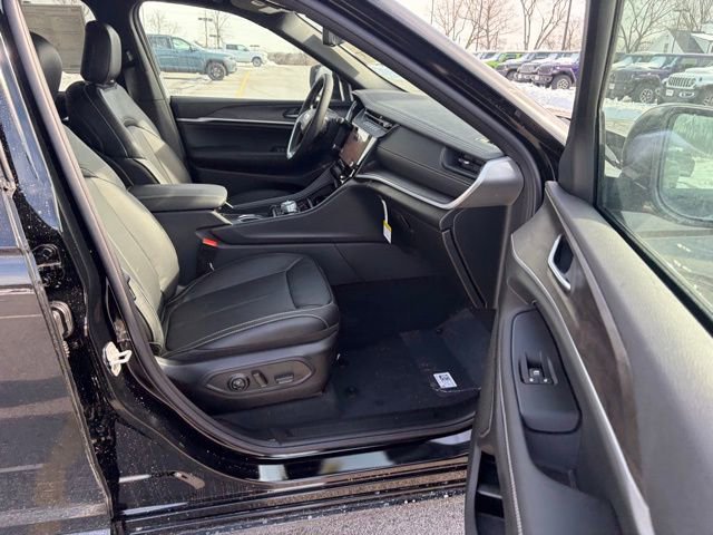 New 2026 Jeep Grand Cherokee Limited AWD/4WD image 30