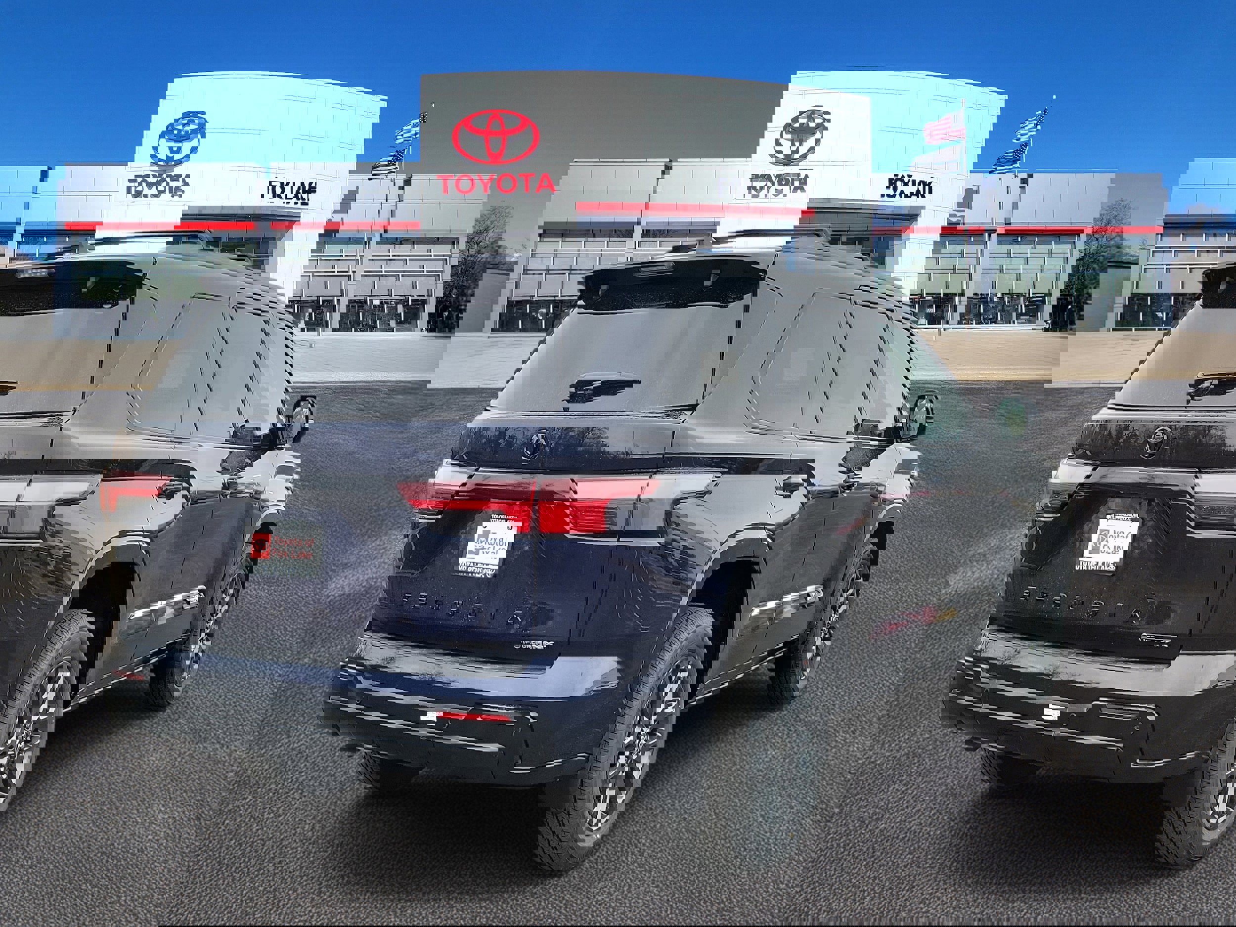 New 2026 Toyota Sequoia Platinum image 4