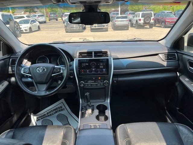 Used 2015 Toyota Camry XLE w/ Advanced Technology Package FWD image 13