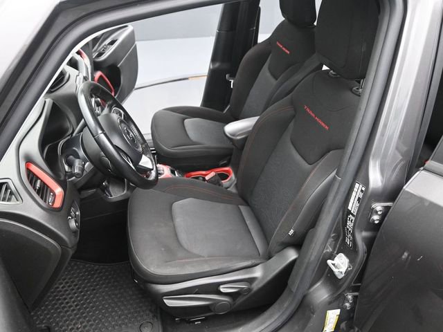 Used 2016 Jeep Renegade Trailhawk AWD/4WD image 11