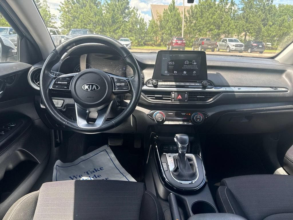 Used 2019 Kia Forte S FWD image 3