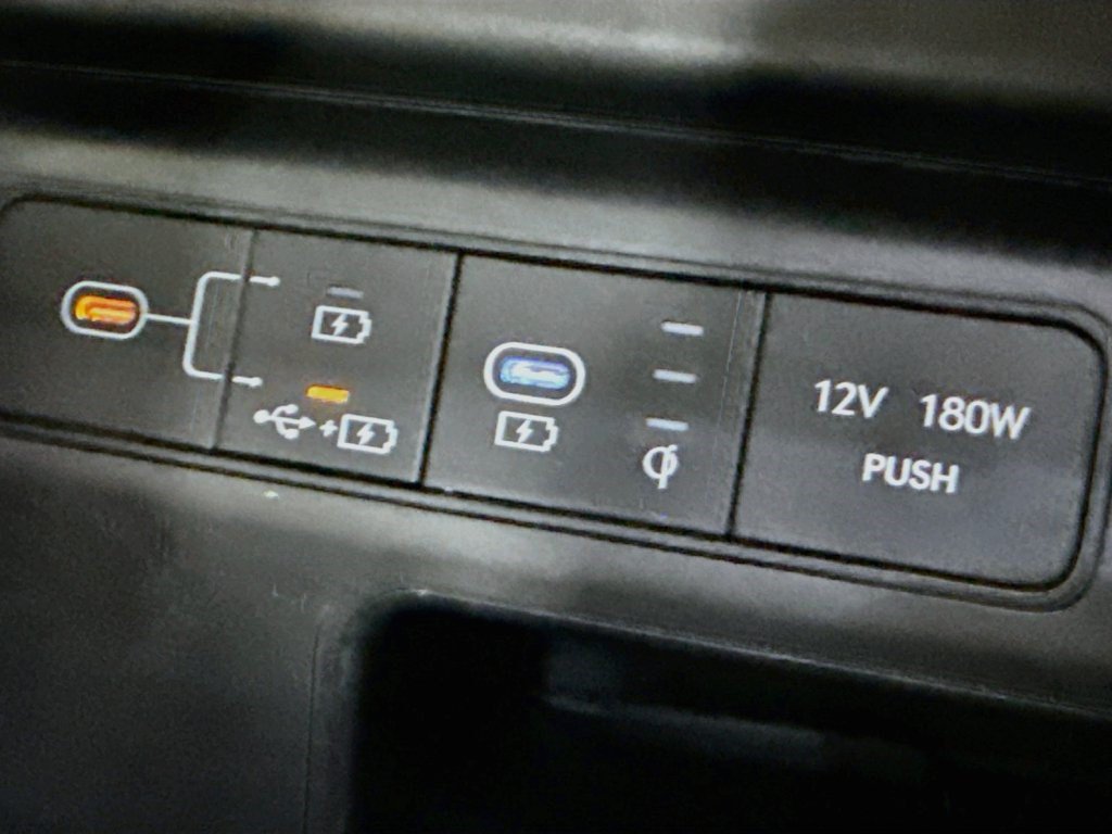 Used 2025 Hyundai Tucson SEL FWD image 43