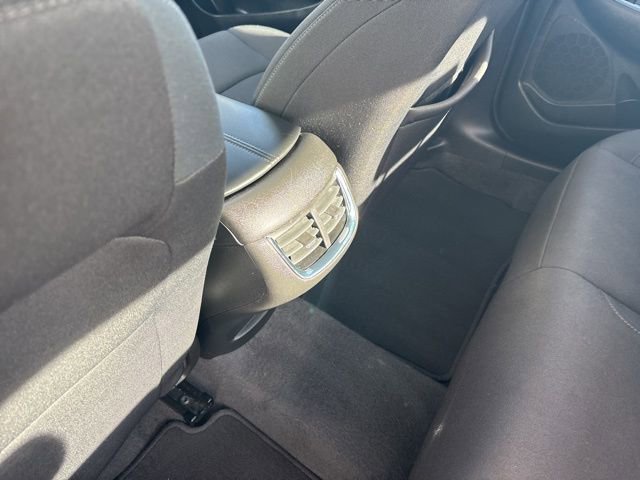 Used 2024 Chevrolet Malibu LT image 32