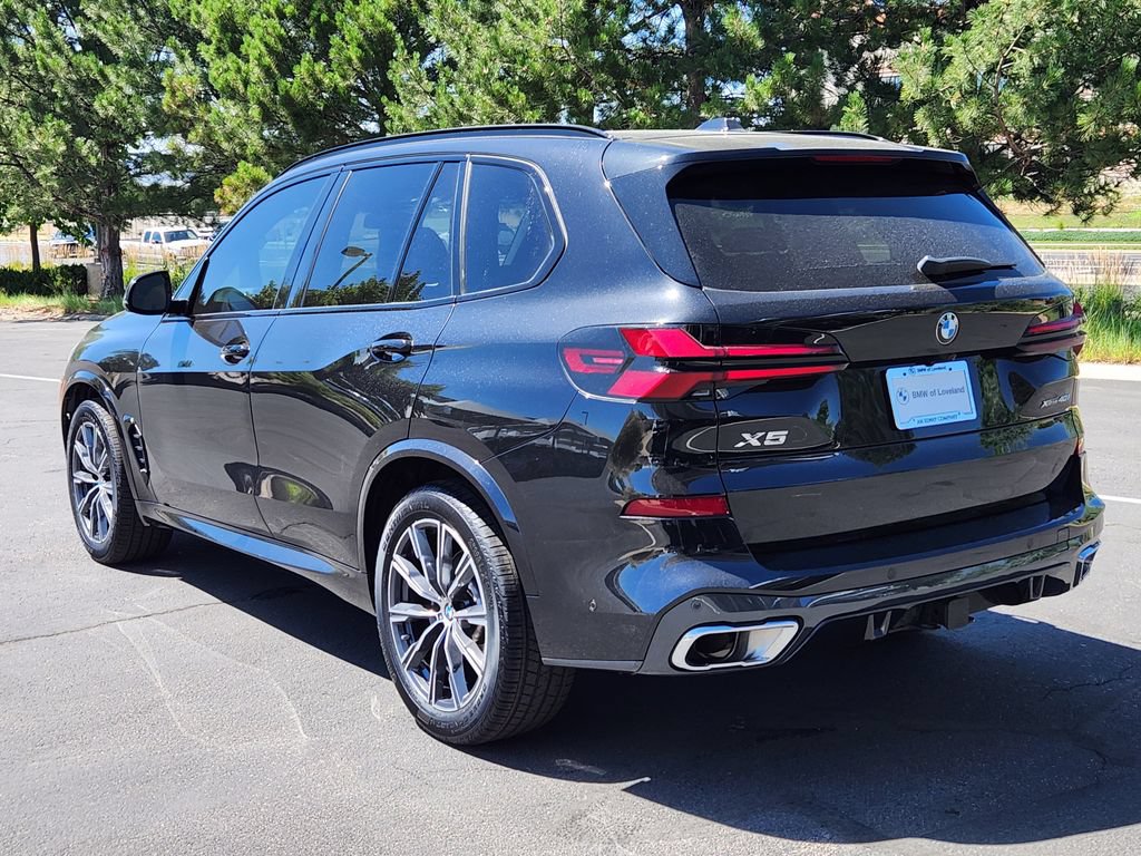 Used 2024 BMW X5 xDrive40i w/ M Sport Package AWD/4WD image 3