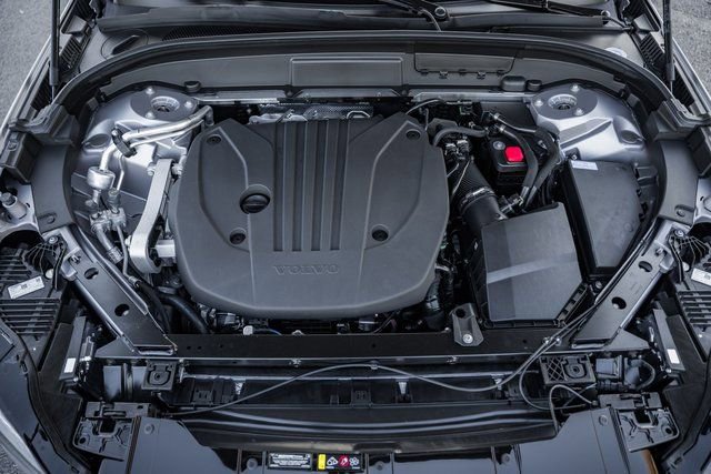 New 2026 Volvo XC60 B5 Plus w/ Protection Package Premier image 19