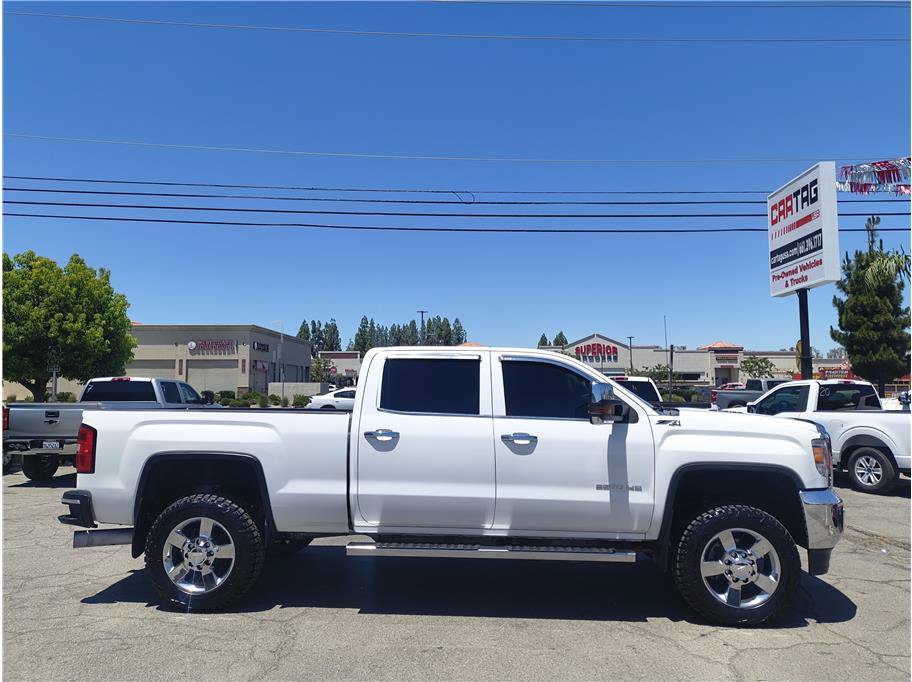 Used 2015 GMC Sierra 2500 SLT w/ Duramax Plus Package AWD/4WD image 2