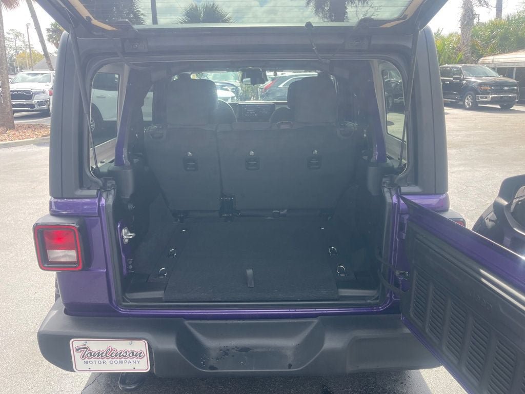 Used 2026 Jeep Wrangler Unlimited Sport AWD/4WD image 6