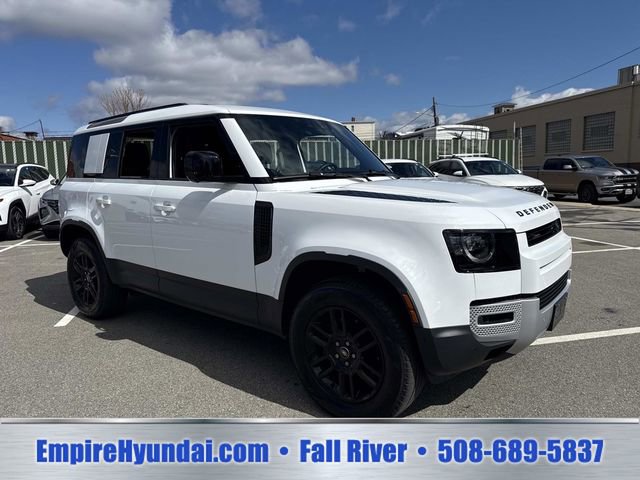 Used 2025 Land Rover Defender 110 S AWD/4WD image 2