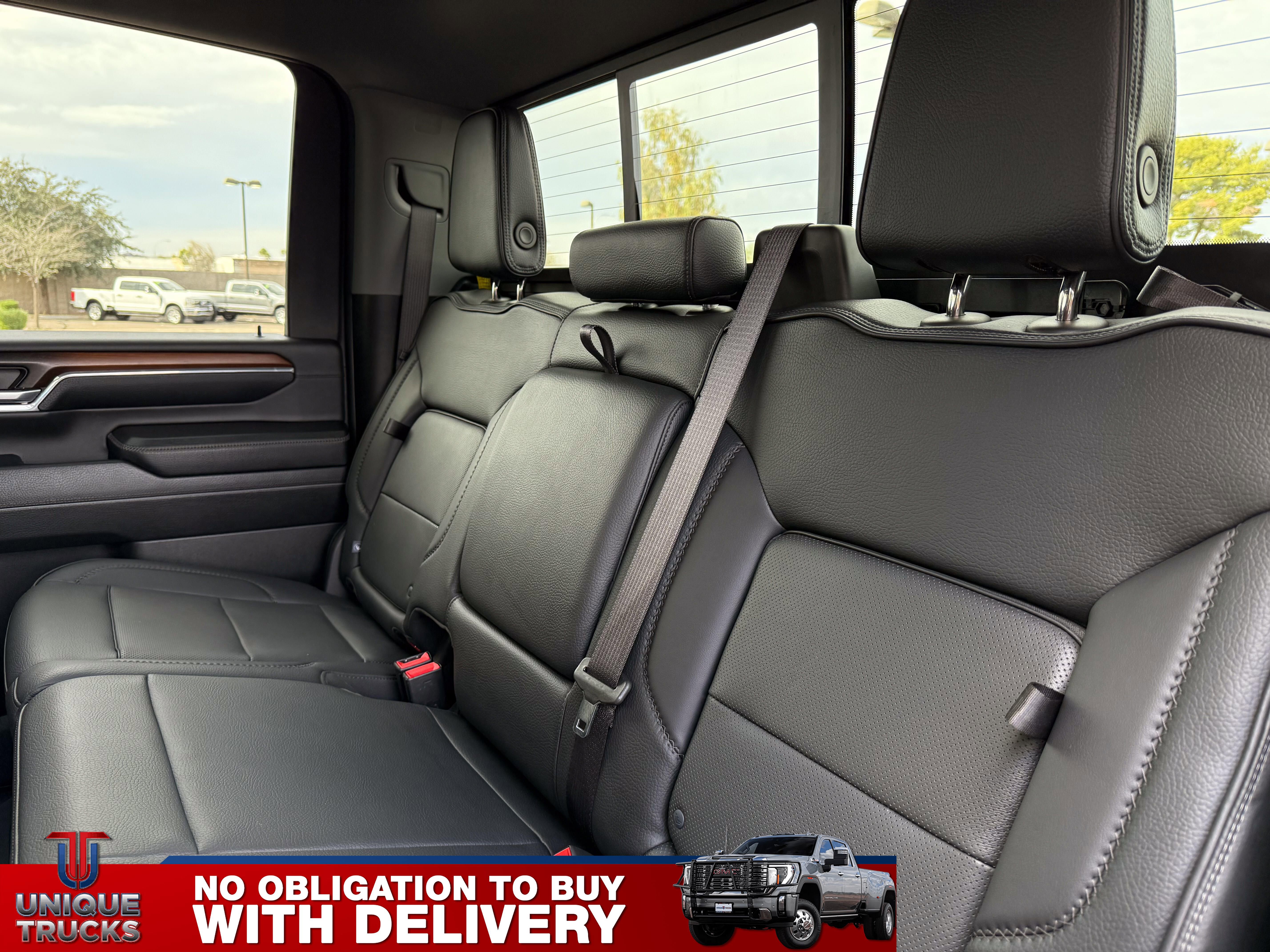 Used 2024 GMC Sierra 2500 Denali w/ Technology Package image 24