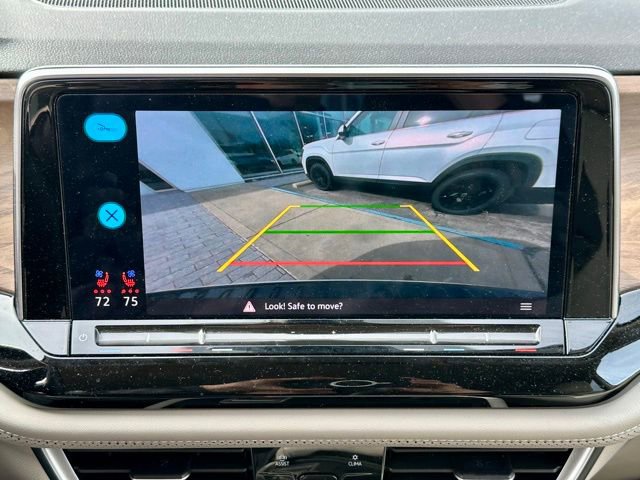 Used 2024 Volkswagen Atlas SE image 25