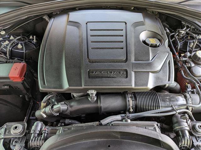 Certified 2025 Jaguar F-PACE R-Dynamic S image 24