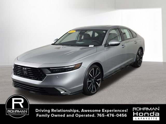 Used 2024 Honda Accord Touring image 1