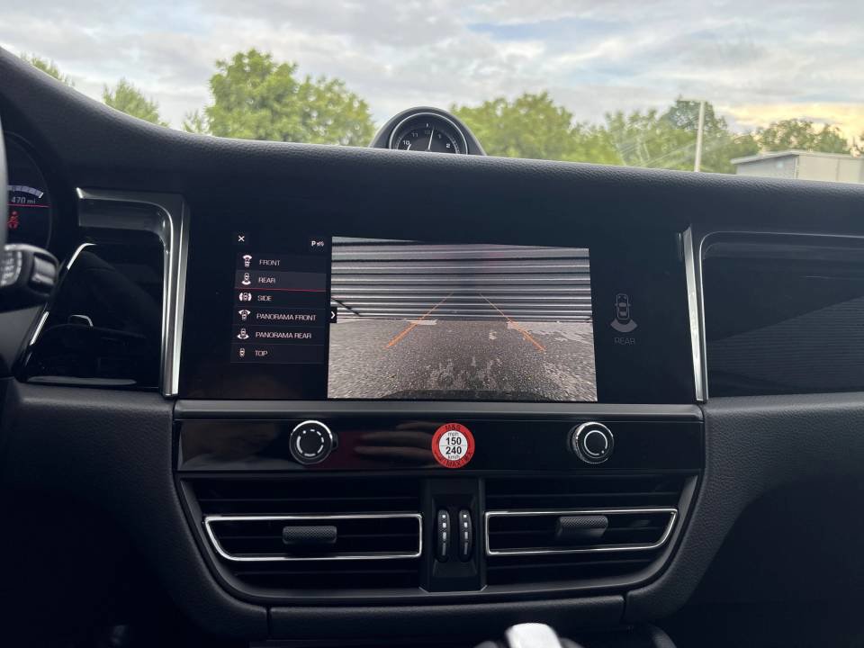 Certified 2026 Porsche Macan image 19