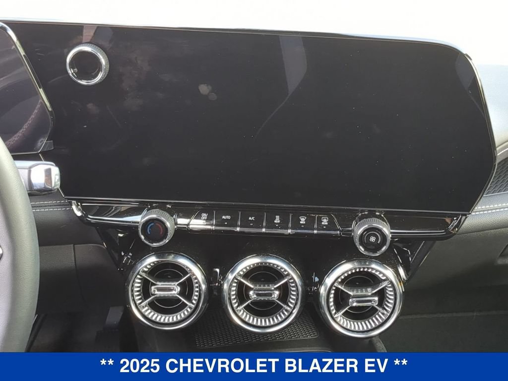 New 2025 Chevrolet Blazer EV LT FWD image 15