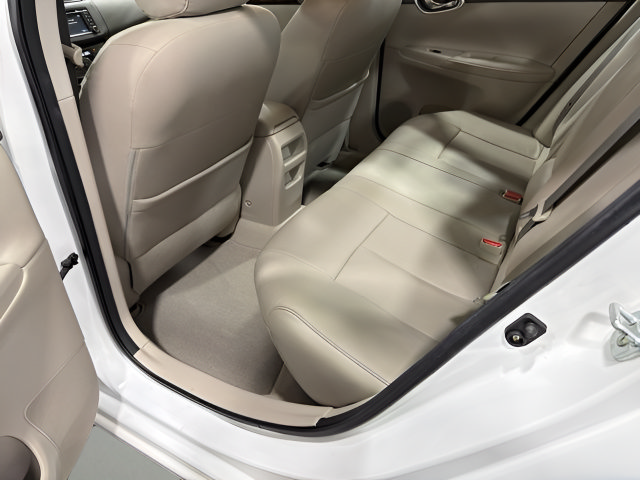 Used 2014 Nissan Sentra SL w/ Premium Package FWD image 30