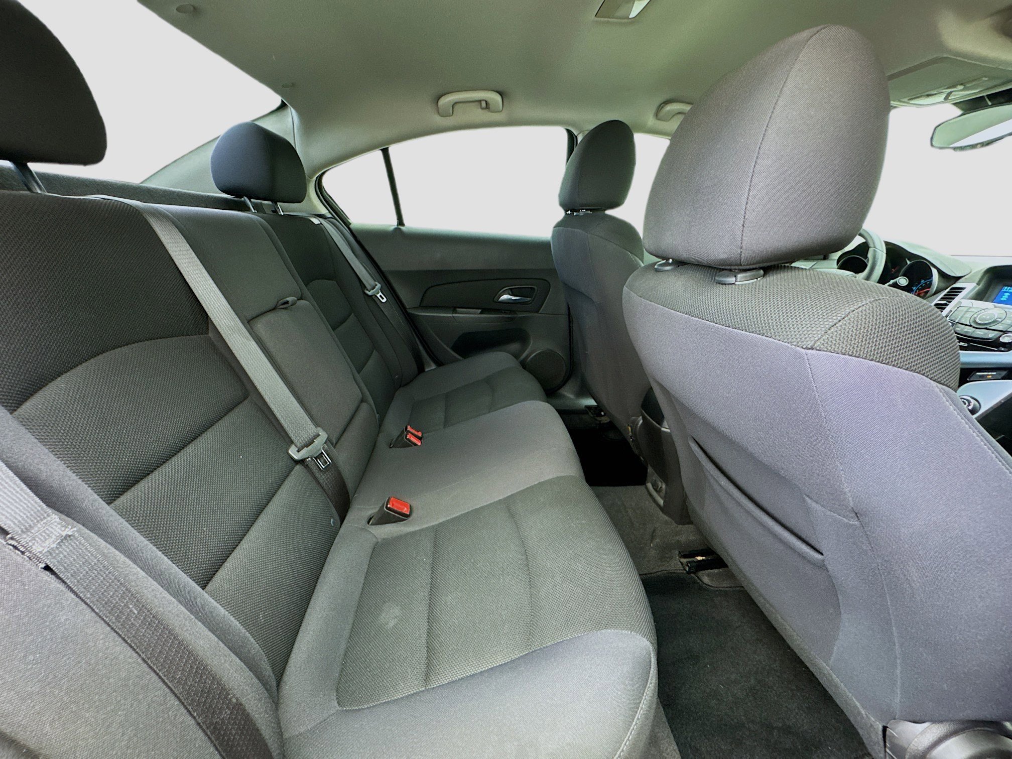 Used 2015 Chevrolet Cruze LT image 15