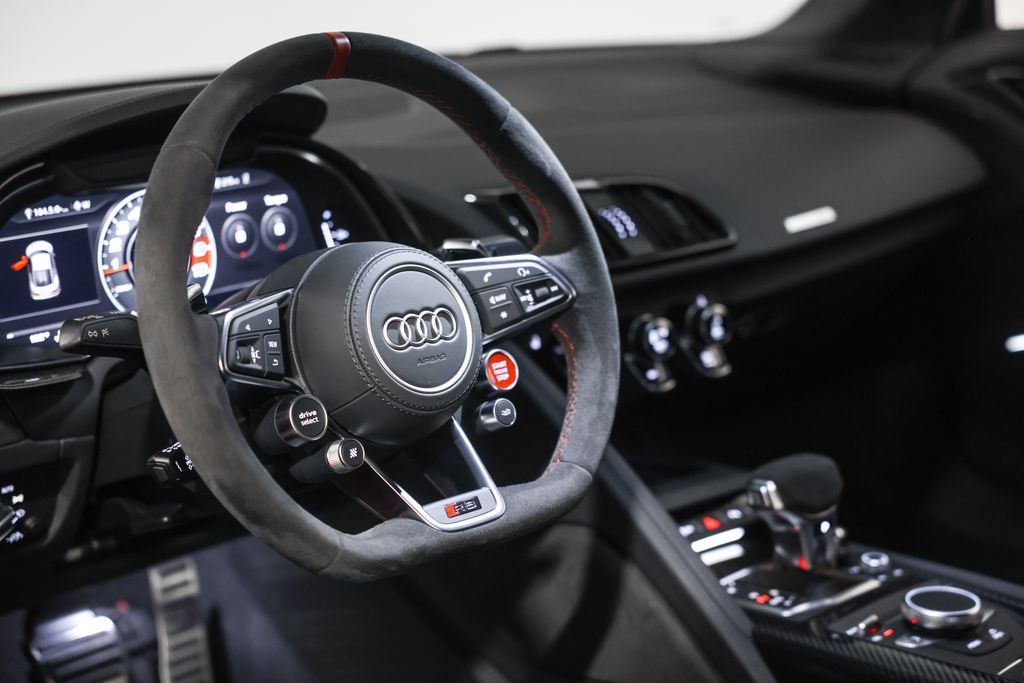 Used 2023 Audi R8 V10 GT RWD image 33