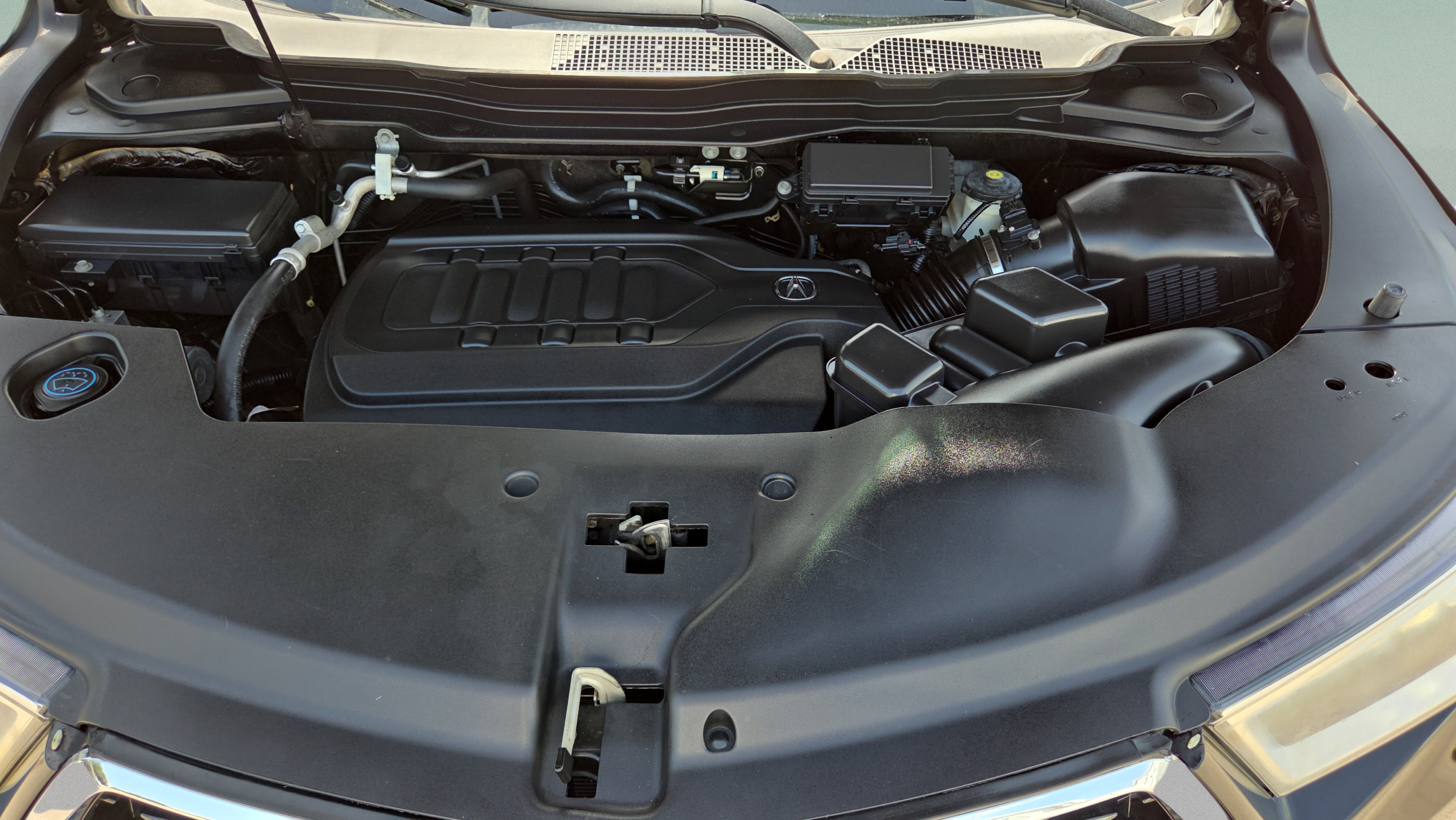 Used 2018 Acura MDX SH-AWD image 18