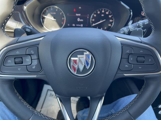 Used 2023 Buick Envision Preferred image 22