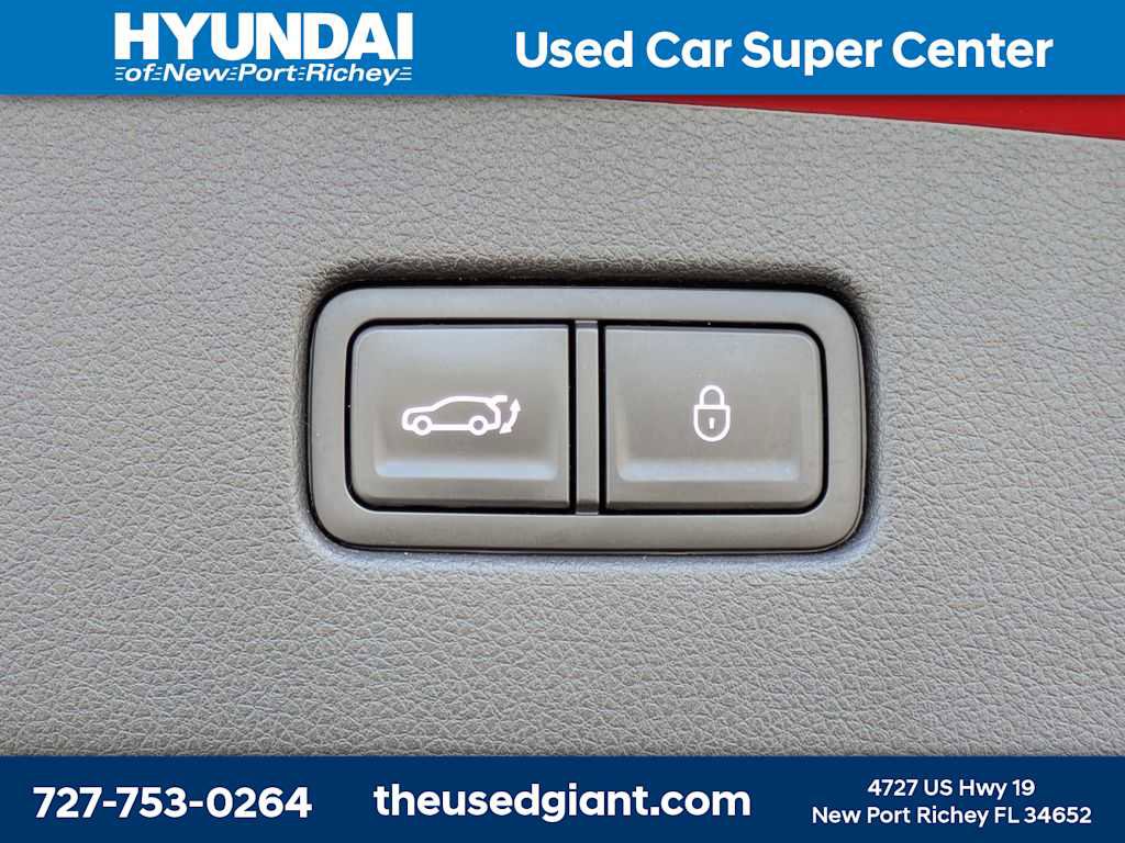 Used 2022 Genesis GV70 2.5T w/ Select Package AWD/4WD image 13