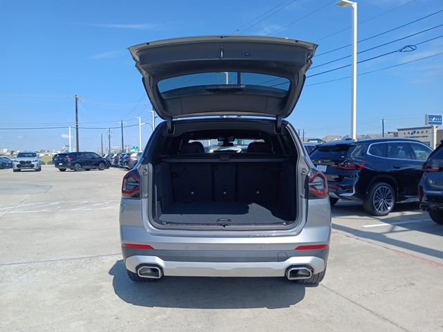 Used 2024 BMW X3 sDrive30i w/ Parking Assistance Package image 9