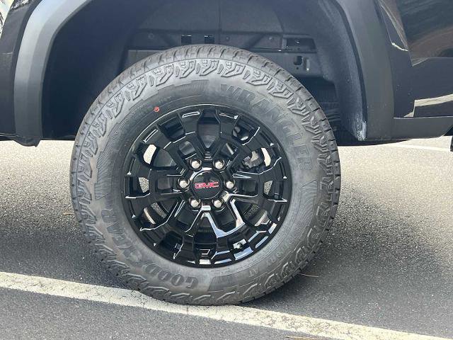 New 2026 GMC Canyon Elevation w/ Convenience Package RWD image 27