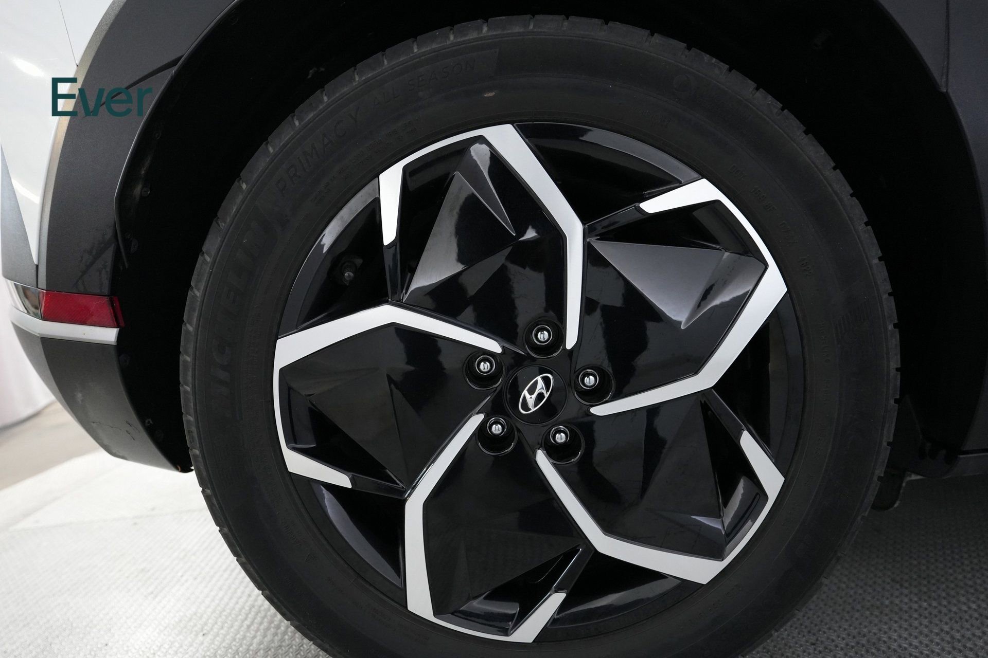 Used 2023 Hyundai Ioniq 5 SEL w/ Cargo Package image 17