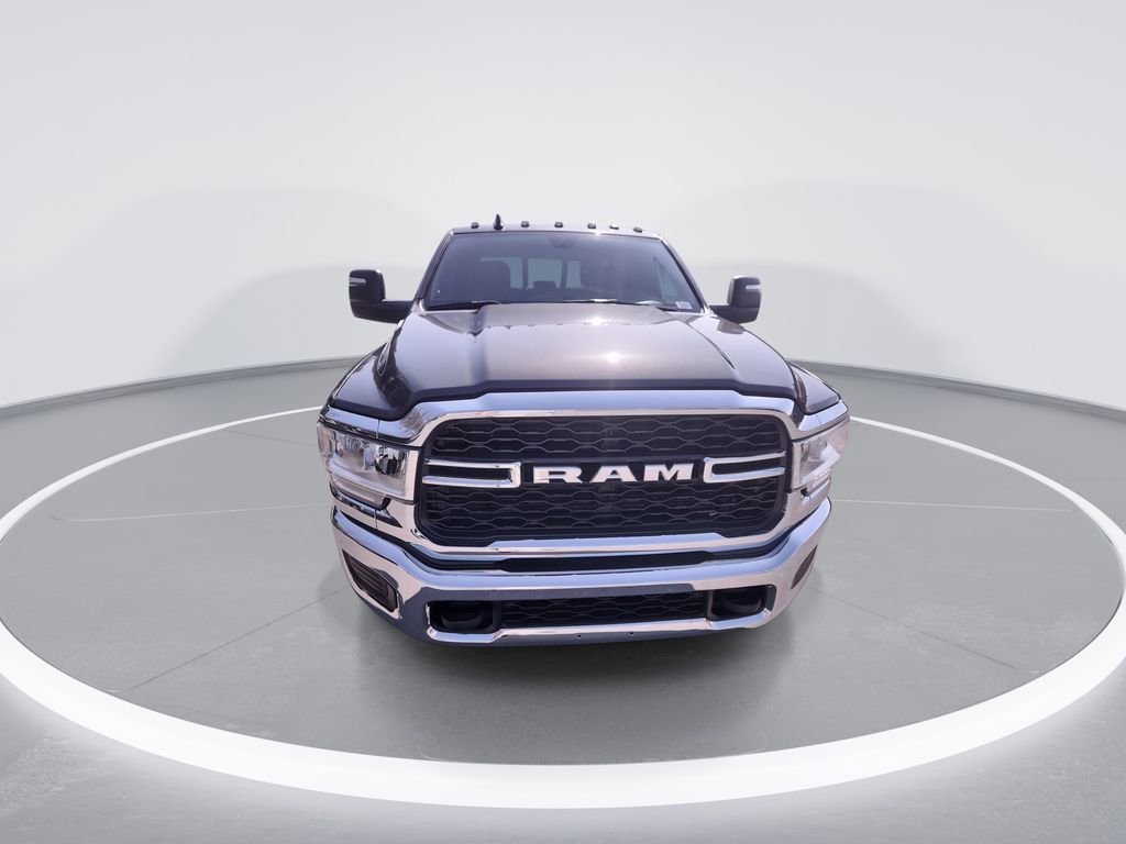 Used 2024 RAM 3500 Tradesman w/ Chrome Appearance Group image 3