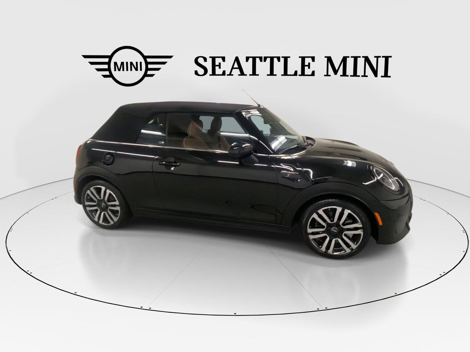 Used 2024 MINI Cooper S w/ Signature Upholstery Package FWD image 13