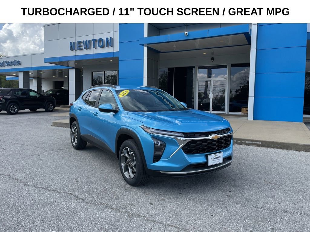 New 2026 Chevrolet Trax LT w/ Driver Confidence Package FWD image 1