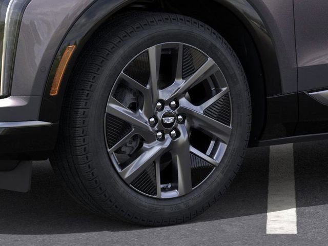 New 2026 Cadillac Optiq Luxury 1 image 9