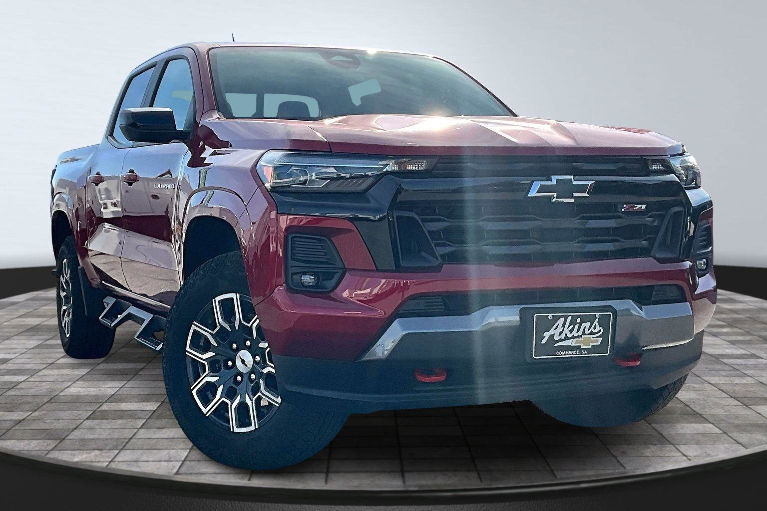 Certified 2024 Chevrolet Colorado Z71 w/ Advanced Trailering Package image 3