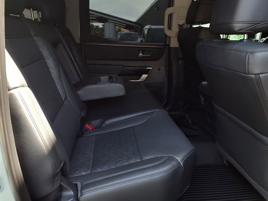 Used 2024 Toyota Tundra Limited AWD/4WD image 21