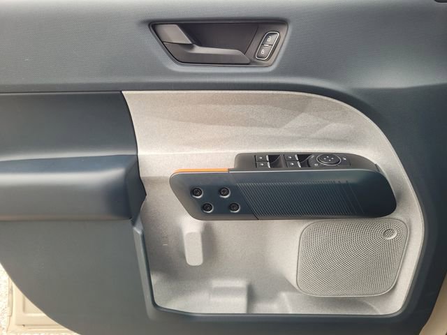 Certified 2024 Ford Maverick XLT w/ XLT Luxury Package image 22